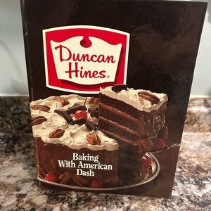 Vintage Duncan Hines Cookbook